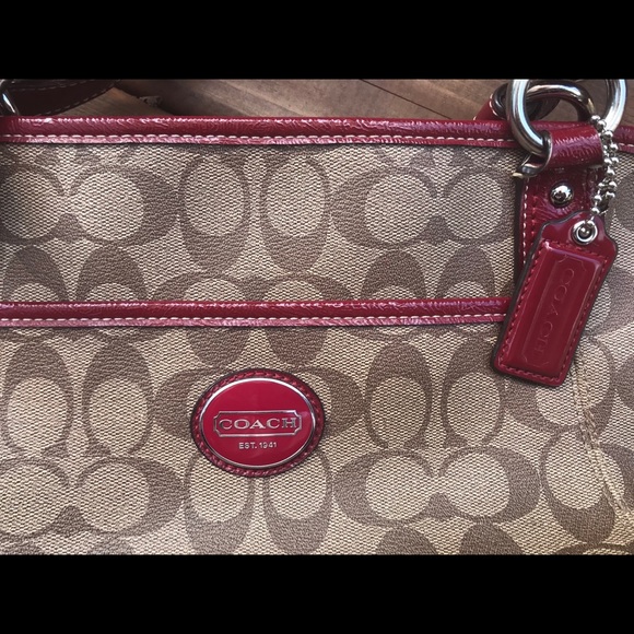 Authentic COACH purse - Picture 2 of 9